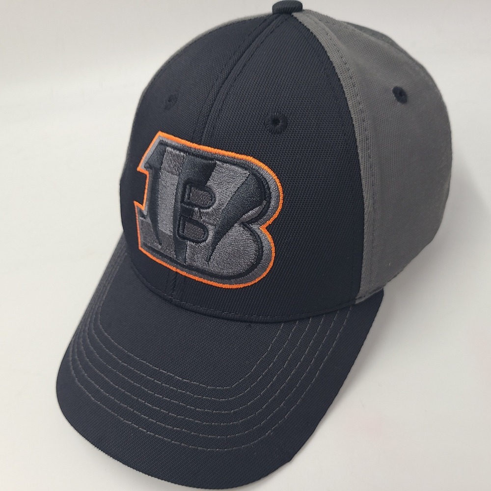Cincinnati Bengals Hat Adjustable NFL Team Apparel Black Gray NFL Nylon Blend